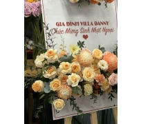 KỆ CHÚC MỪNG 15