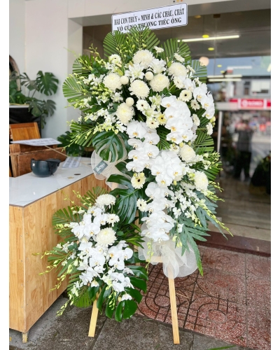 KỆ VIẾNG 13