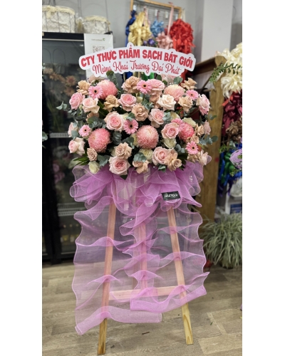 KỆ CHÚC MỪNG 18